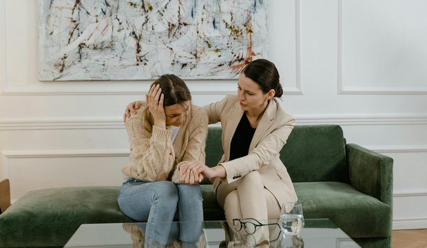 Ağrı ile Acı Çekme Arasındaki Psikolojik Fark | Kapak